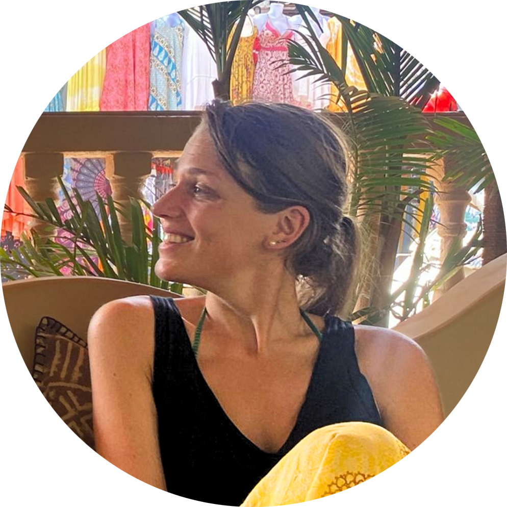 yogamix-lise-paquet-prof-de-yoga